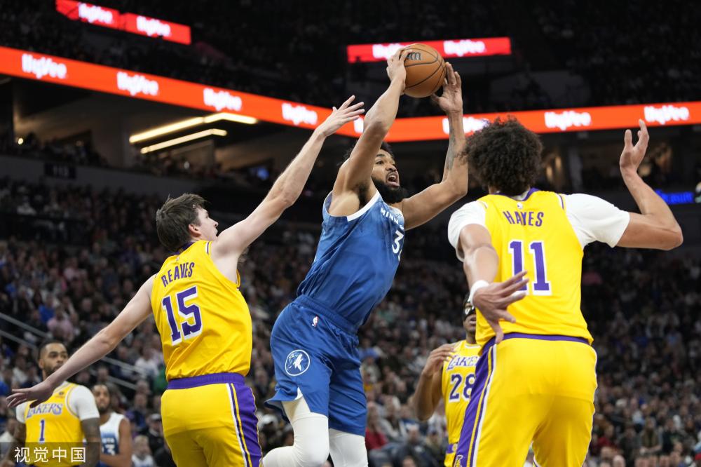 足球不仅是 足球不仅是