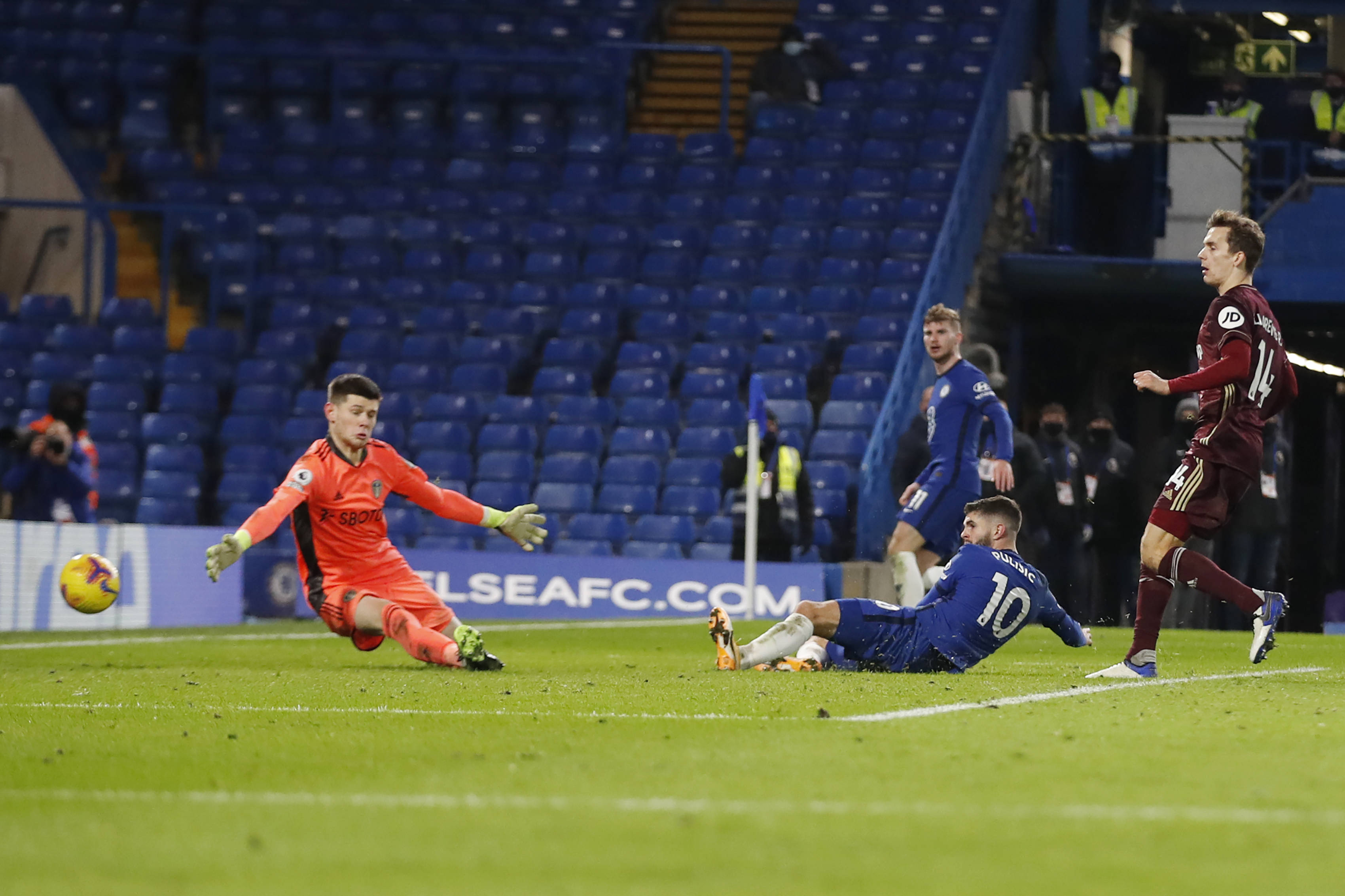 也源自于他 也源自于他